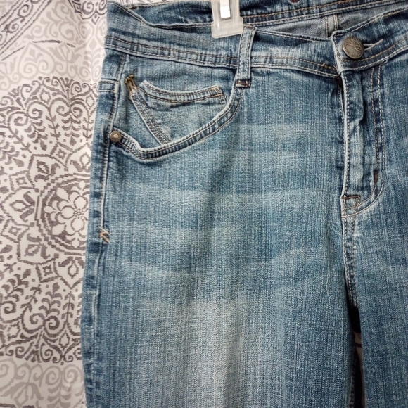 Foster Jeans Co Bootcut Leg Women's10 Blue Flap Back Pockets Stone Low Rise - Picture 5 of 12